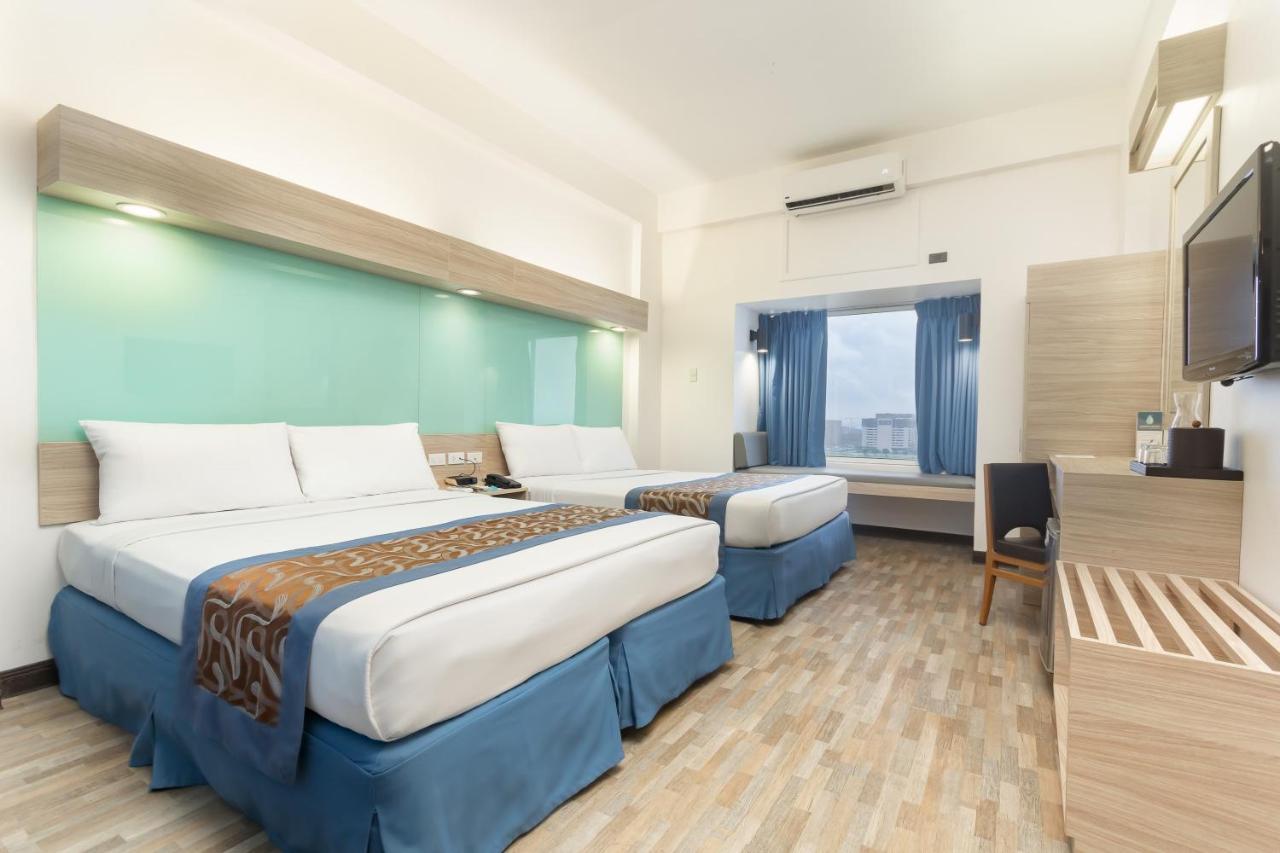 Microtel By Wyndham Mall Of Asia Pasay Exterior foto