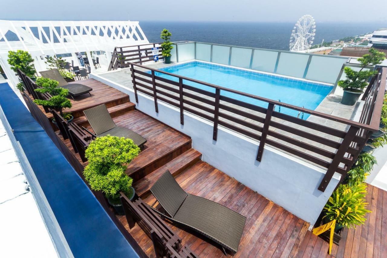 Microtel By Wyndham Mall Of Asia Pasay Exterior foto